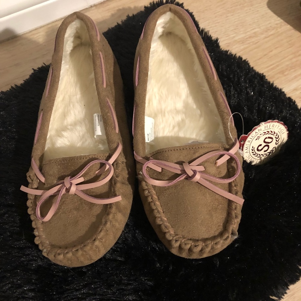 SO Authentic American Heritage moccasins
